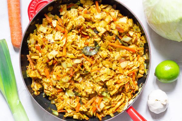 Vegetable & Paneer Kottu (with Raita)